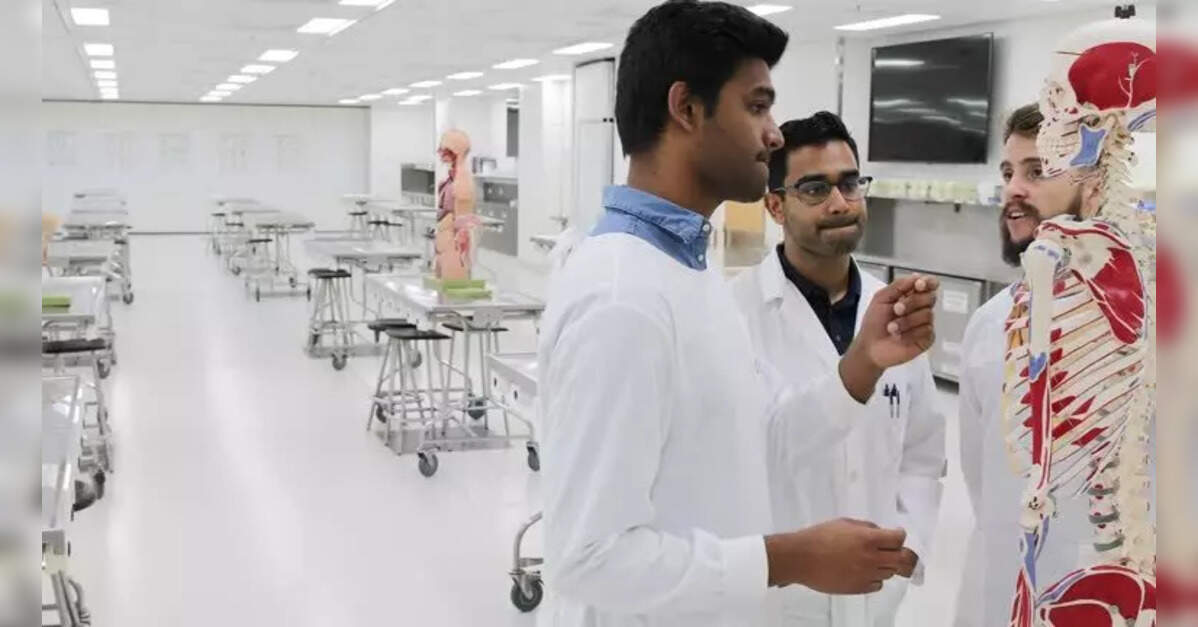 Uttar Pradesh Announces 1,200 Job Openings in Medical Education by 2026, ETHealthworld