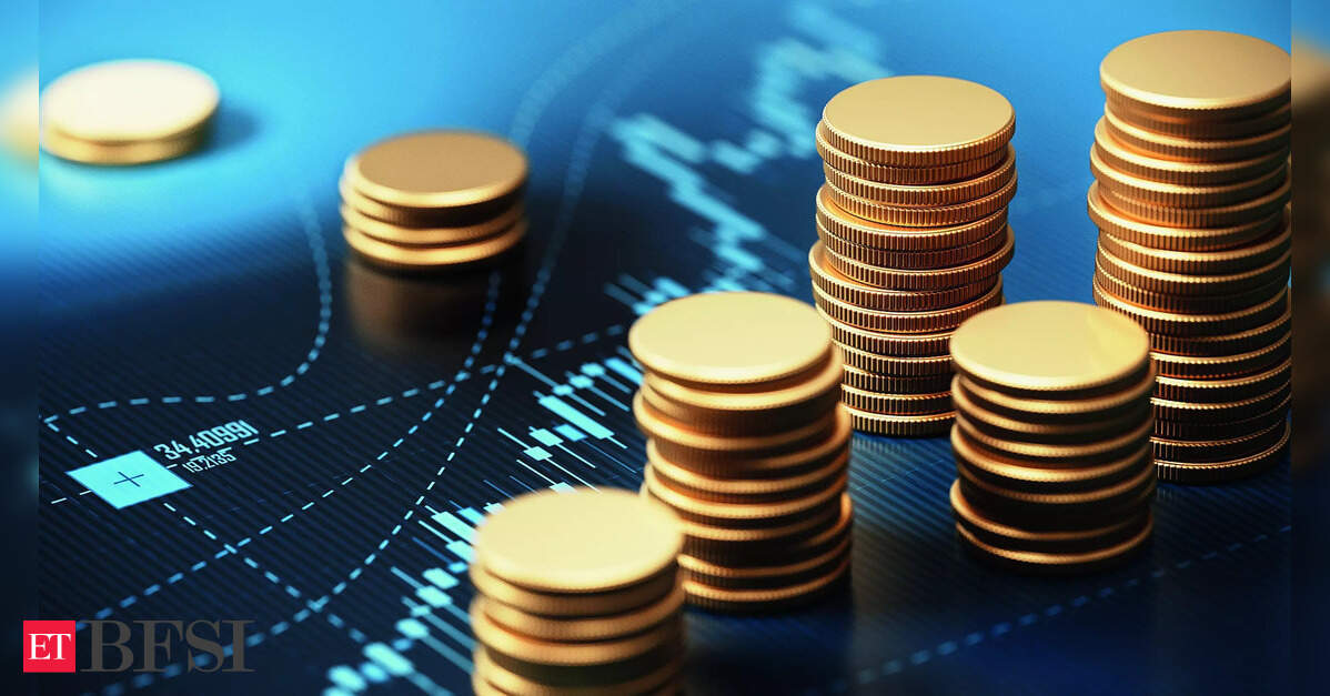 Bank maturity profiles diverge, one-to-three-year bucket shows largest deposit-loan gap