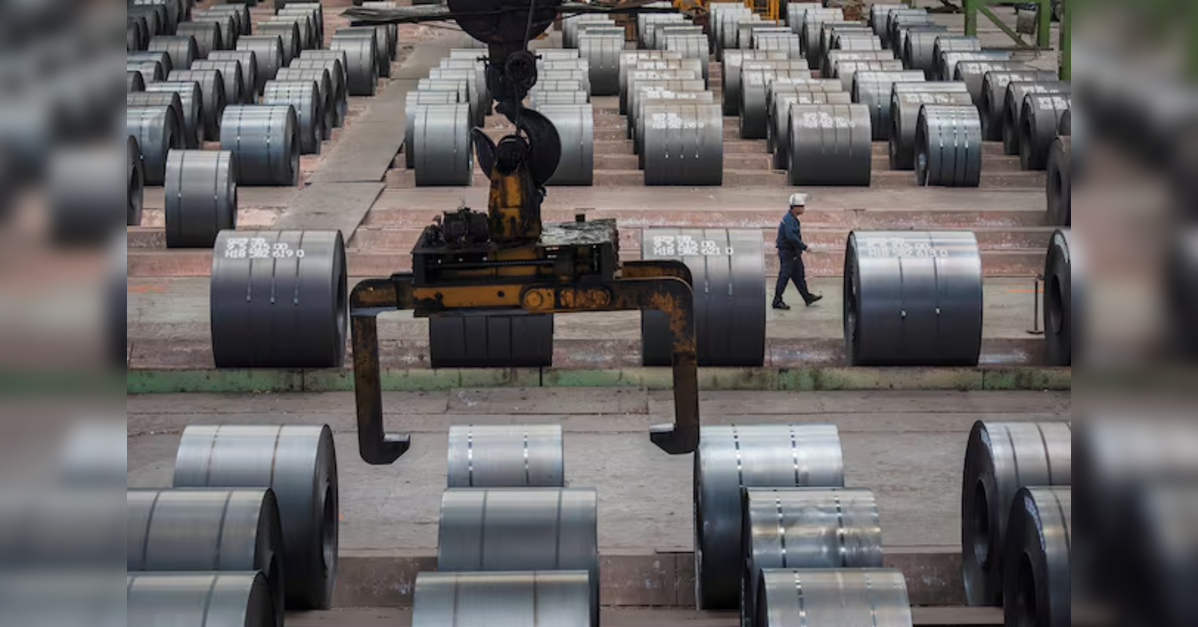 China's steel exports, iron ore imports hit record highs