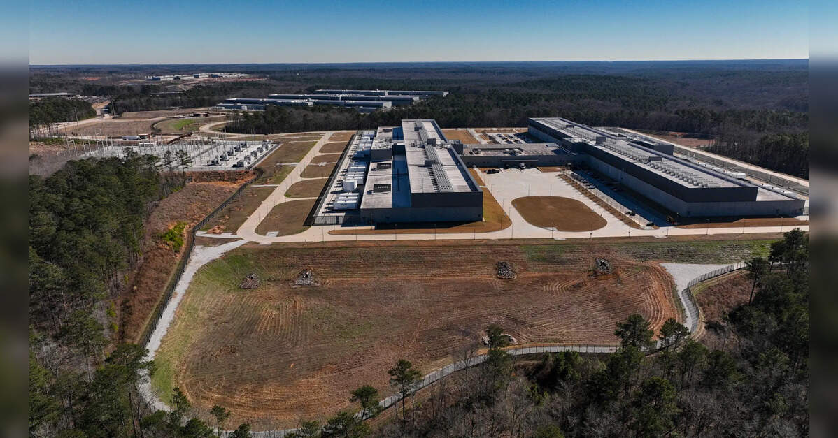 Environmental law group seeks probe of Meta's $27 billion Louisiana data center financing