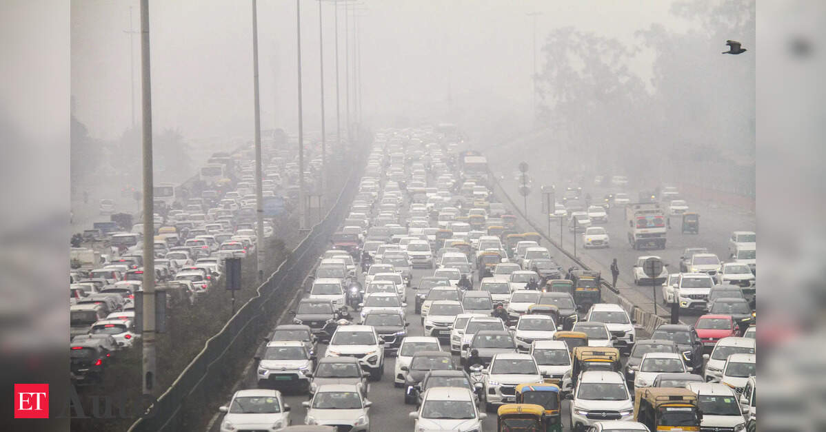 India's vehicle compliance crisis: Over 70% non-compliant, Govt proposes de-registration