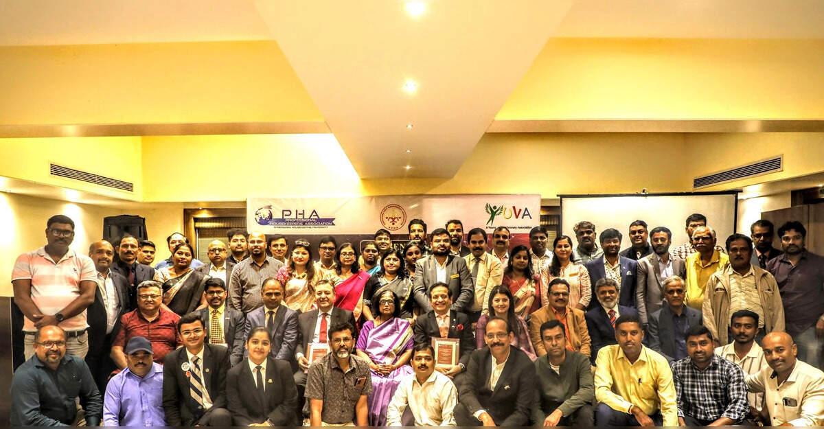 Professional Housekeepers Association and KPMA sign MoU