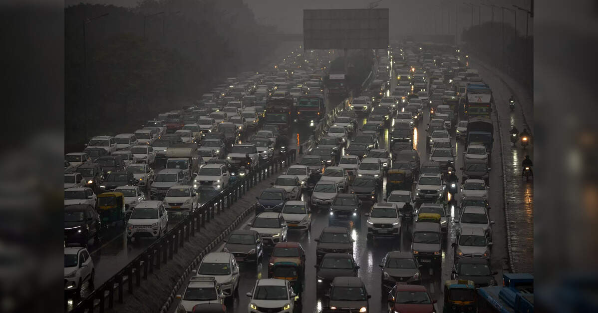 India second most congested in Asia, Delhi ranks high in traffic jams