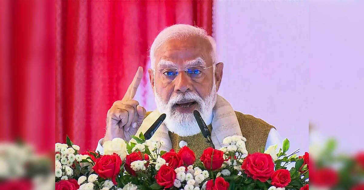 Indian products should become synonymous with top quality: PM Modi