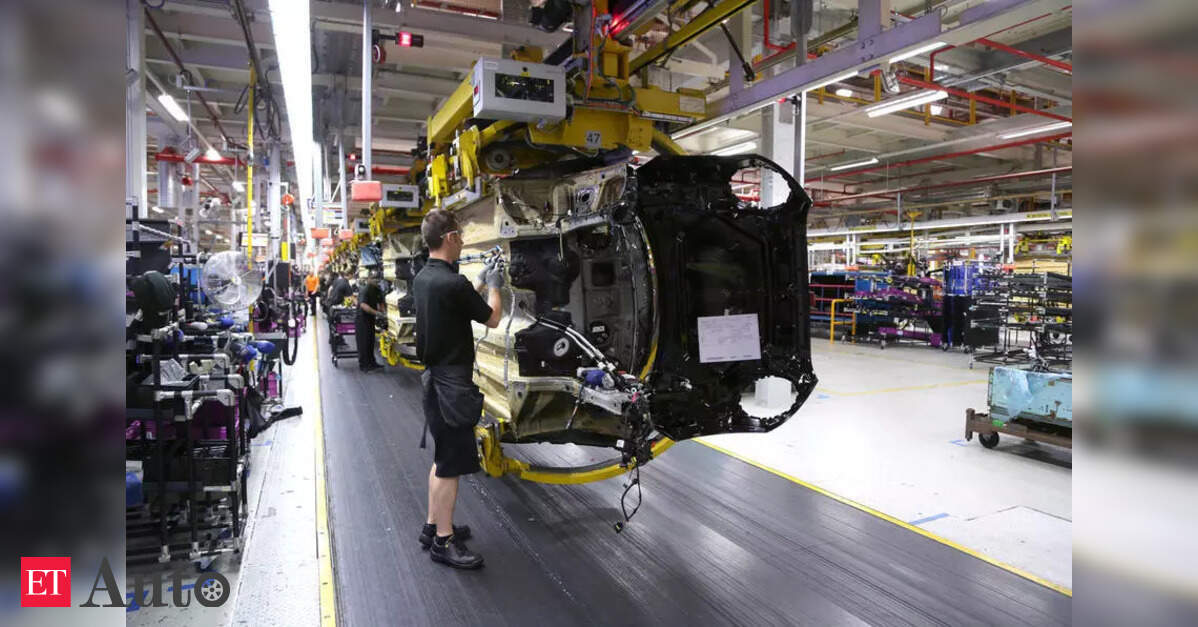 UK vehicle production drops nearly 16% in toughest year in a generation: SMMT