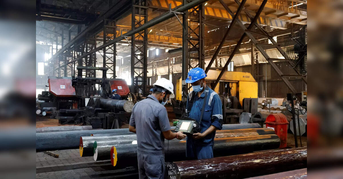 Russian manufacturing contraction eases but VAT hike fuels inflation: PMI