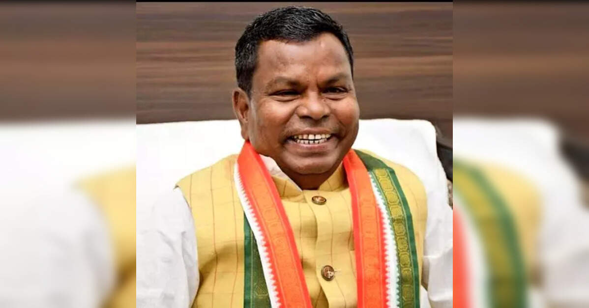 SC grants interim bail to former Chhattisgarh Excise Minister Lakhma in liquor scam cases