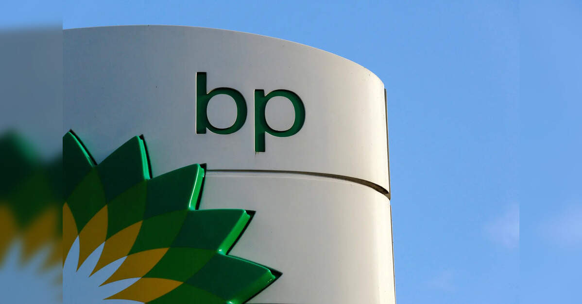 Union asks workers at BP's Whiting, Indiana, oil refinery to prepare for strike or lockout