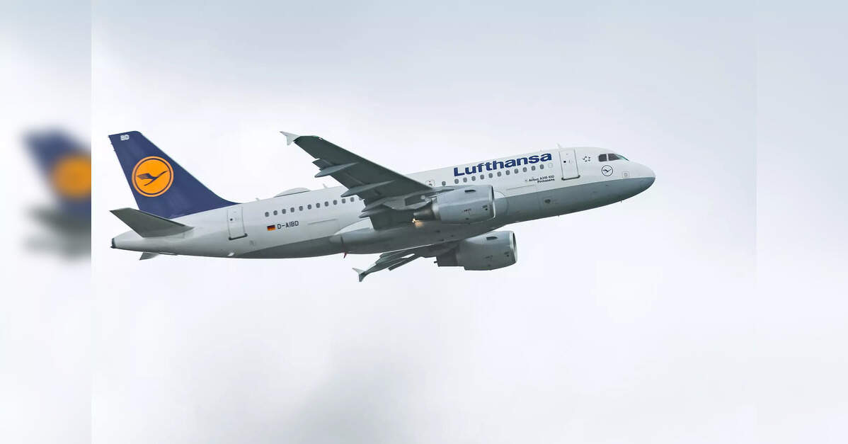 German pilots and cabin crew to strike Thursday