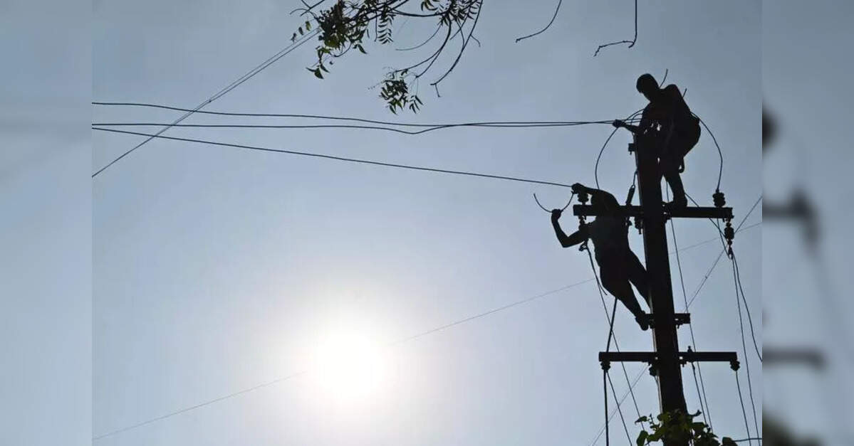 Power outages turn evenings nightmarish for Coimbatore folk