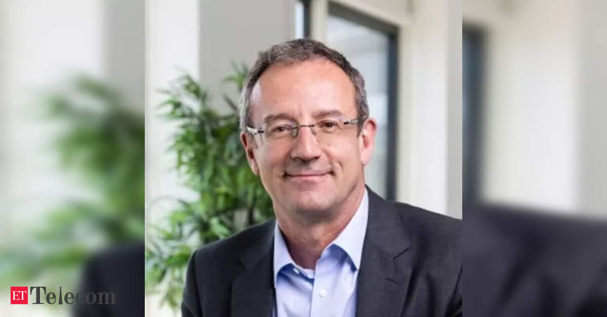 Eutelsat CEO: IRIS2 Satellite Network Must Compete with Starlink and ...