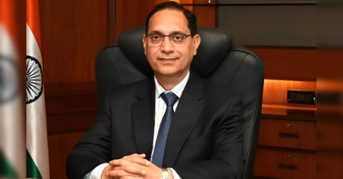 AI brings risks, opacity; regulation must evolve to supervise technology: Sebi chief