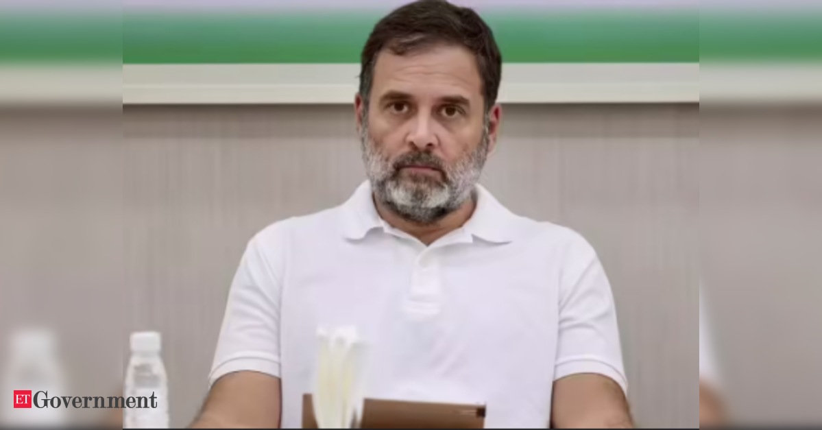 Govt 'deceiving' cotton farmers, textile sector in US deal: Rahul