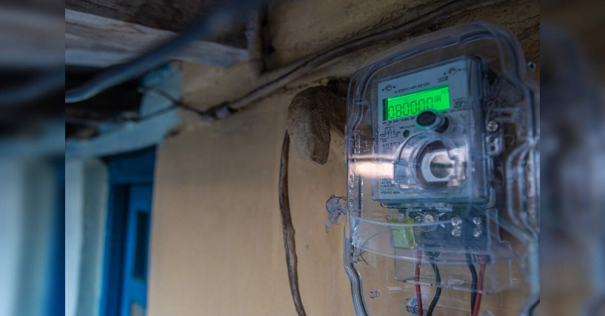 MSEDCL officials address concerns about new meters