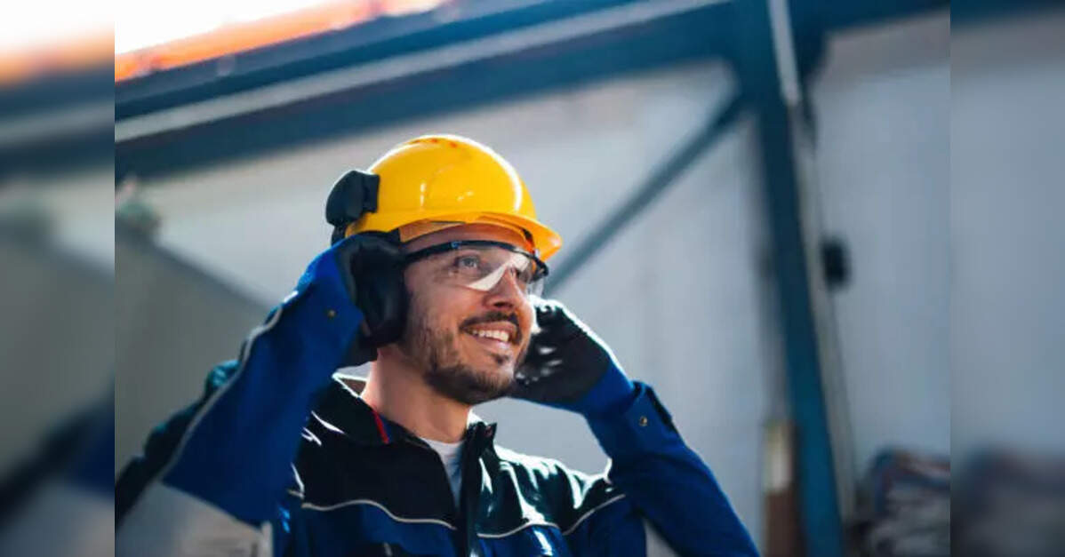 UAE outlines 12 employer responsibilities to strengthen workplace safety