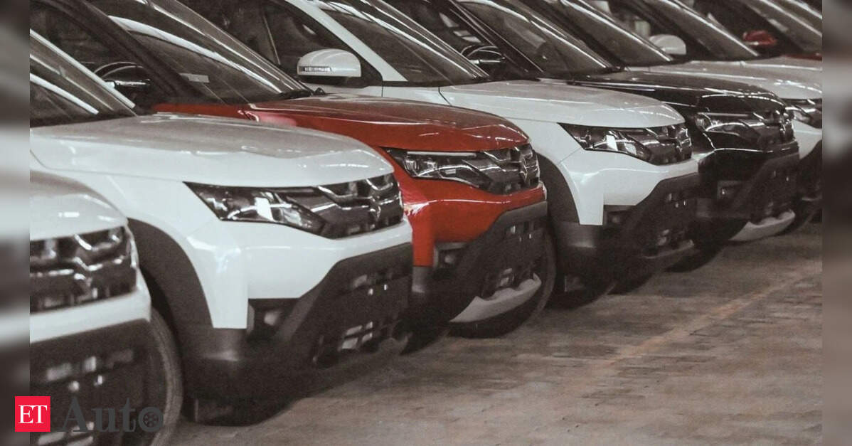India may take middle path for car Companies under CAFE III norms