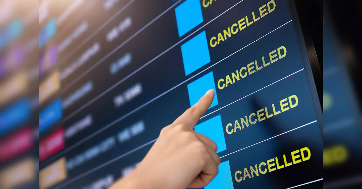 Travel becomes travail as conflict disrupts thousands of flights