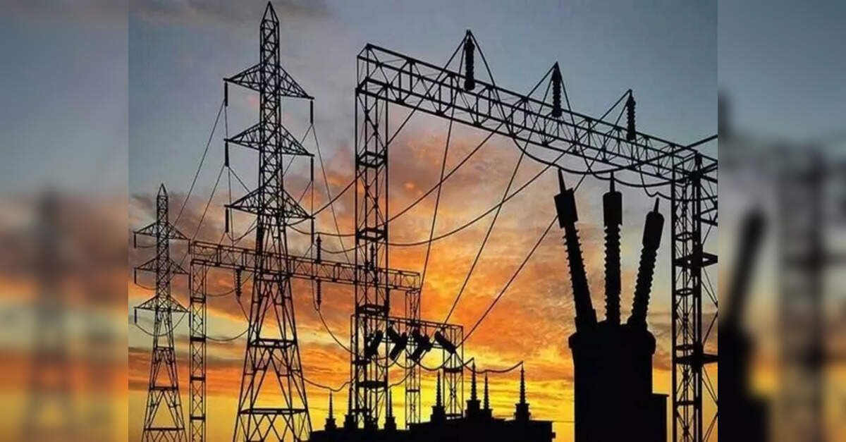 India's inter-regional transmission capacity to hit 143 GW by 2027:  Shripad Naik