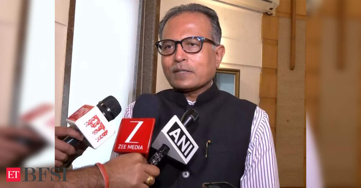 Govt will make sure economy doesn't suffer from conflict in Middle East: Kotak Mahindra AMC MD Nilesh Shah