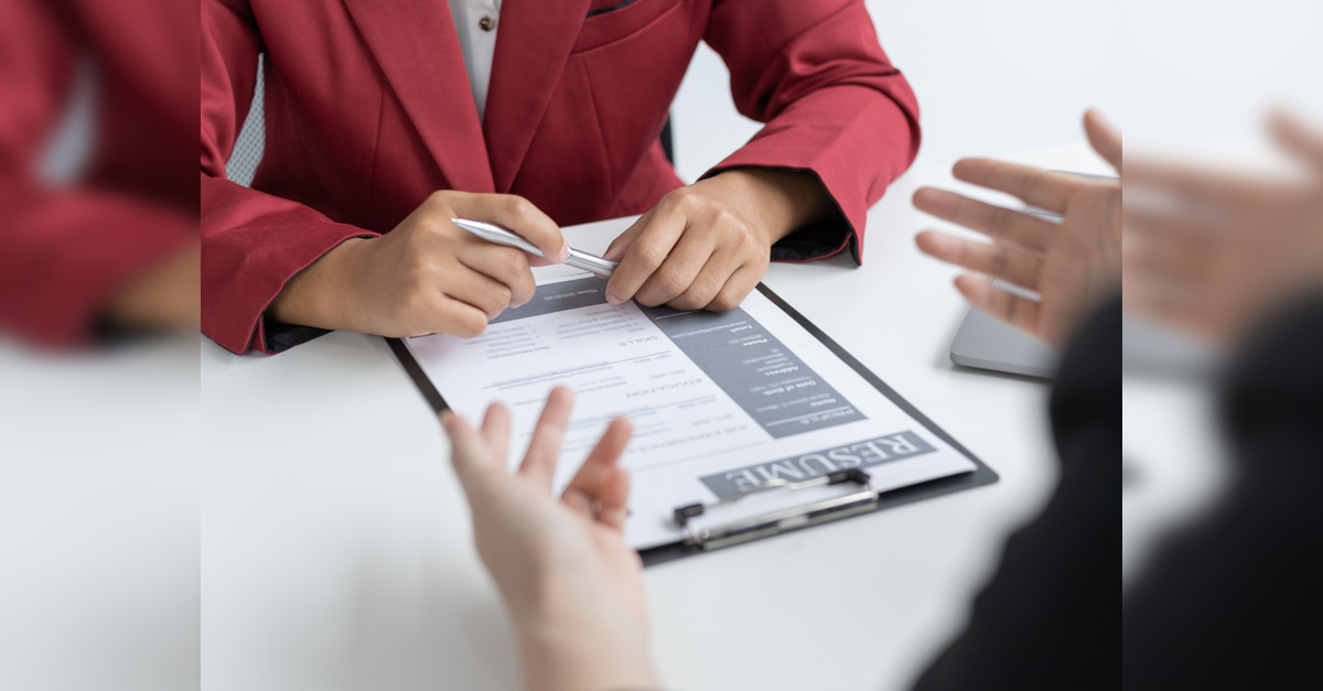 Job post says 'If you're over 27 years and make less than Rs 2 lakh per month, don't apply’