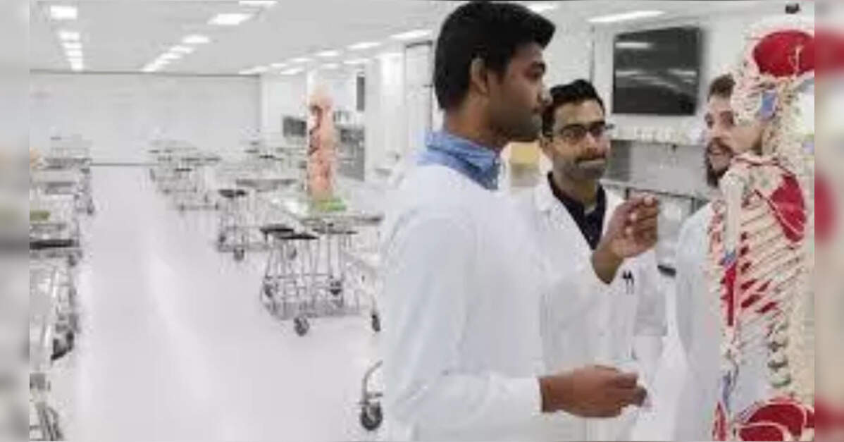 Delhi govt plans to introduce specialised medical training courses at 2 hospitals