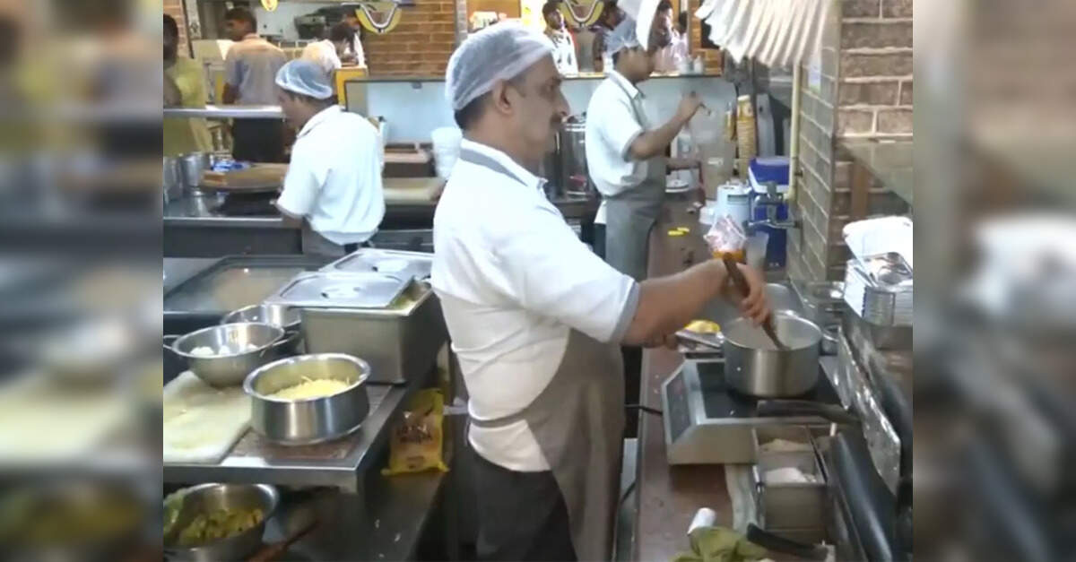 Govt, OMCs, F&amp;B industry discuss measures to ease LPG crunch for restaurants