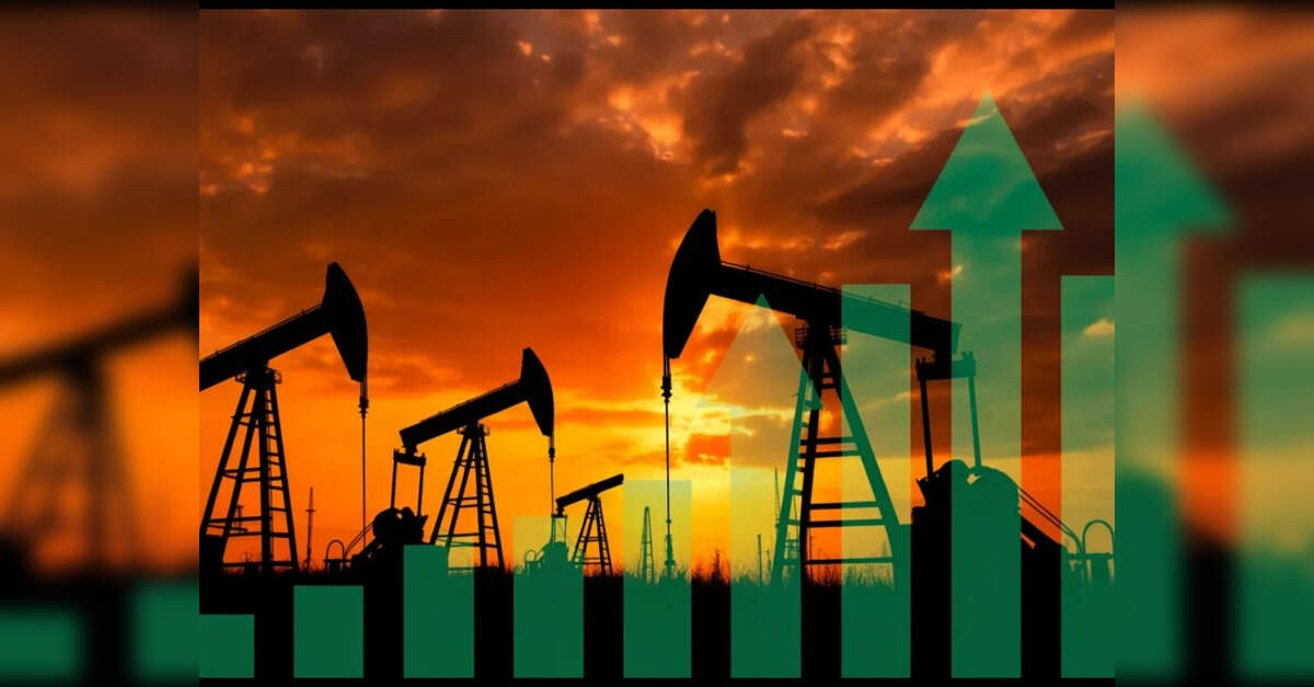 Oil unlikely to hit $200 a barrel despite war risks, says US energy secretary