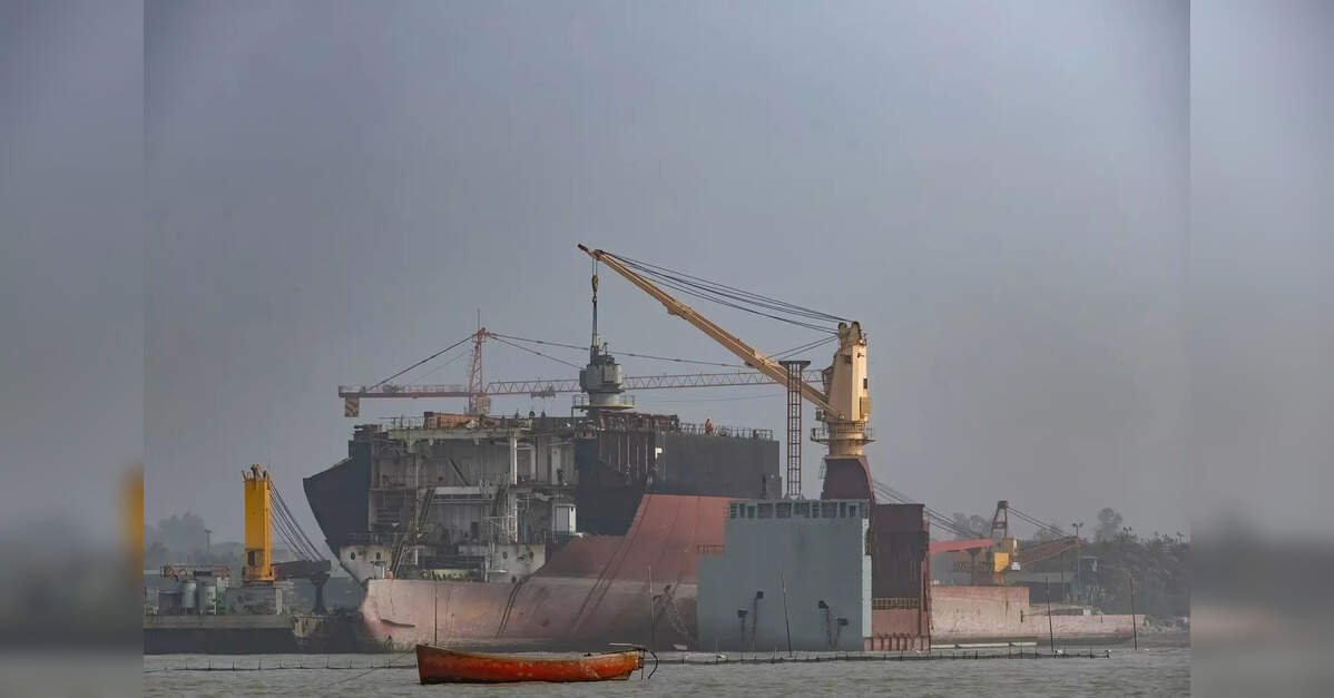 Shipping Corp gears up to order six feeder box ships at local yard in $360 million deal