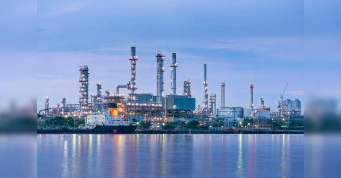 Energy sectors diverge amid Middle East conflict; refiners, LNG seen outperforming while utilities and cleantech lag: Goldman Sachs