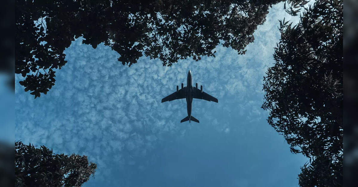 Non-scheduled, general aviation players' 176 planes do not have cockpit, flight data recorders: Govt