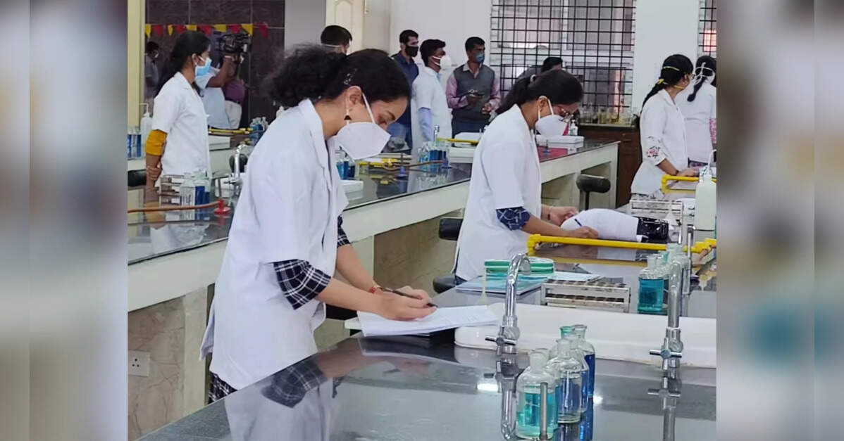 NMC fines 7 medical colleges Rs 1 crore each for not disclosing intern stipends