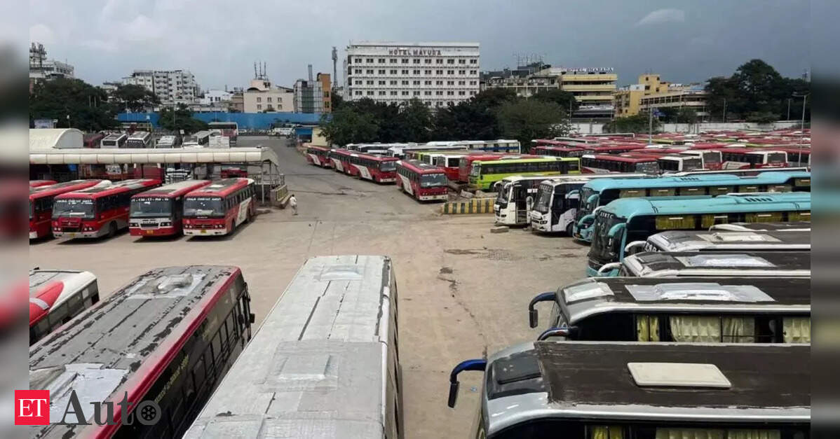 TGSRTC workers urge govt to resolve pending issues, salary &amp; staff shortages