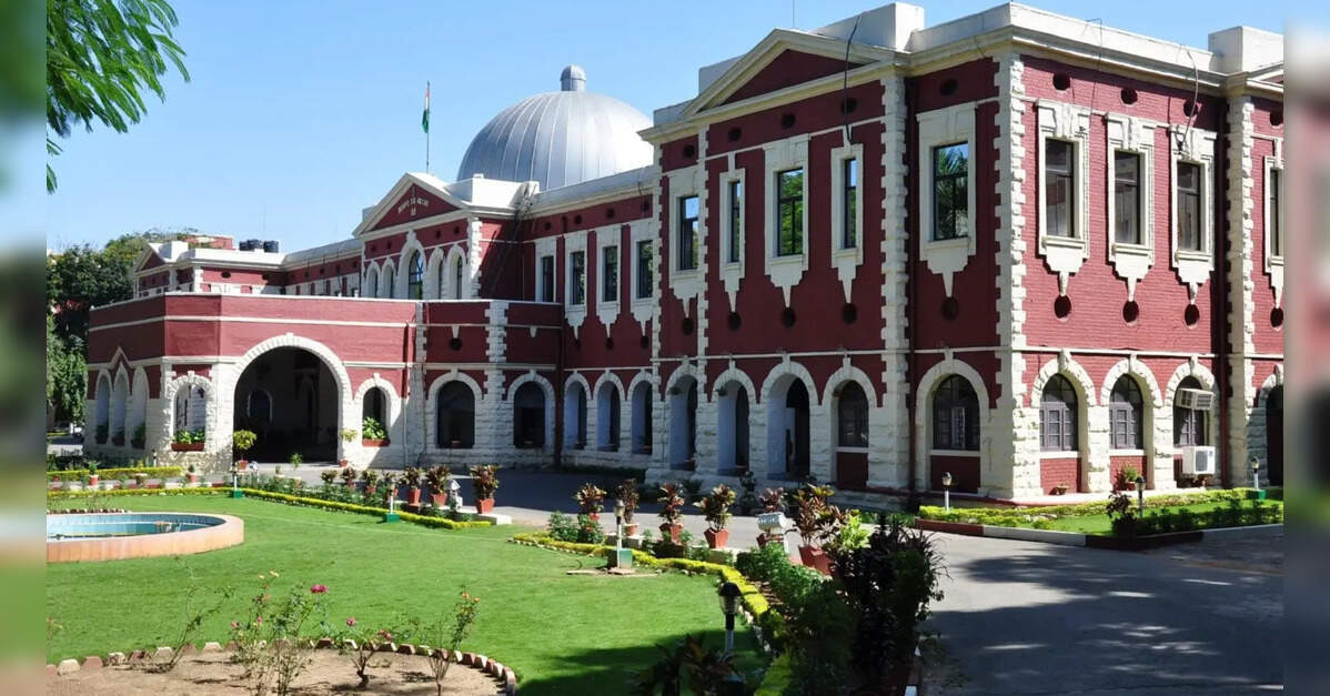 Jharkhand HC directs health chief to submit affidavit on burn wards in govt hospitals