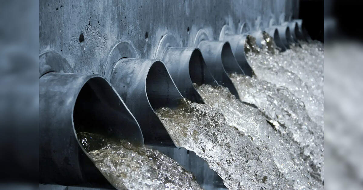 Delhi govt launches time-bound plan to fix water, sewer issues after CAG report