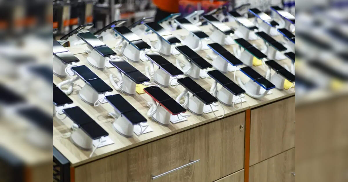 Electronics manufacturers brace for volatility by ramping up inventories