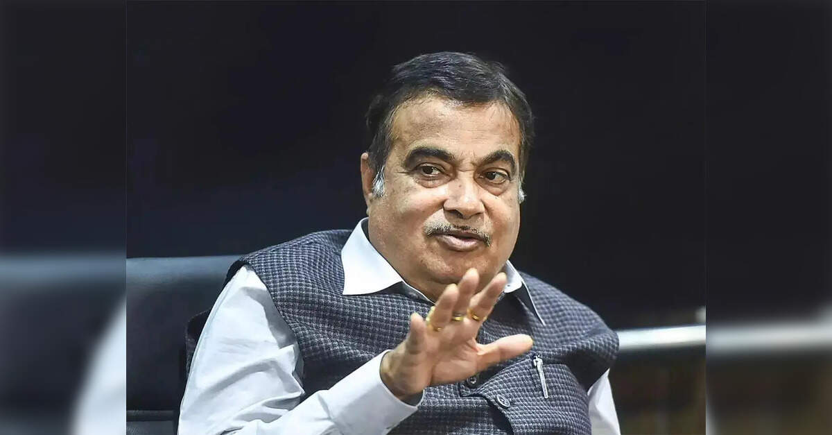 Gadkari sees farmers as future energy providers to reduce import dependence