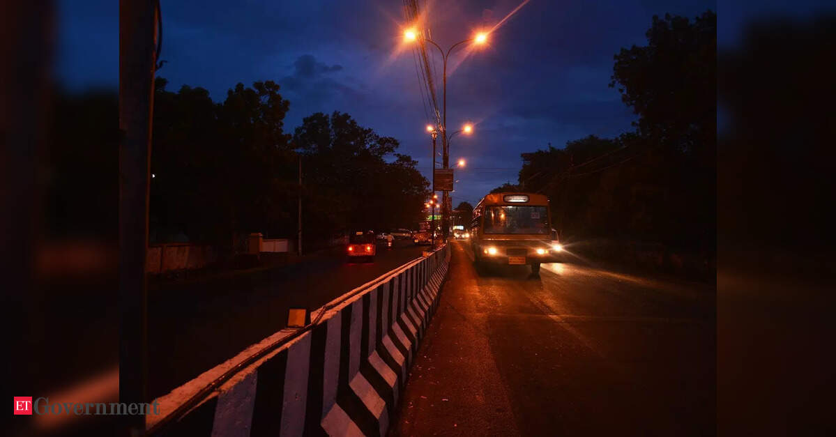 Delhi set for smart lighting overhaul as MCD rolls out over 4 lakh streetlights