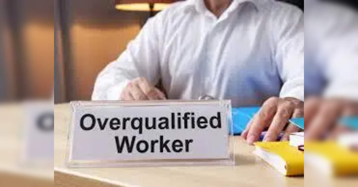 1 in 5 Singapore workers overqualified, mostly by choice: Study
