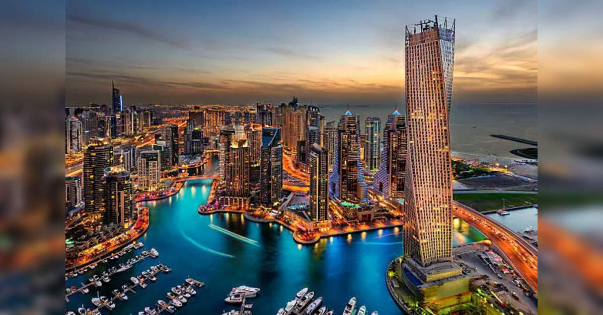 Dubai launches AI programme to upskill 50,000 government employees