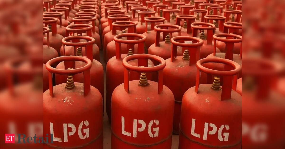 Indian restaurants' 'slowdown' is ringing up a ₹79,000 cr bill as Iran war chokes LPG supply
