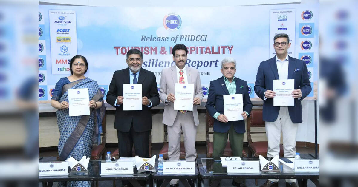 West Asia conflict disrupts aviation, leads to 15–20% dip in inbound tourist  traffic; Rs 18,000 crore net loss for industry: PHDCCI report