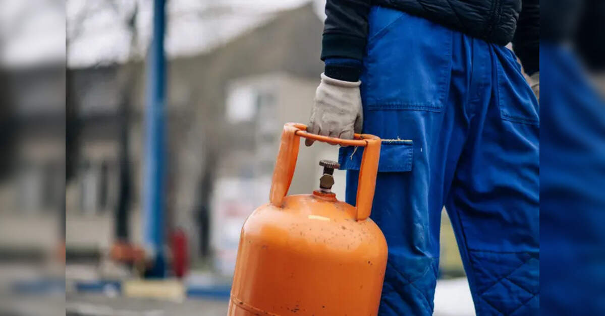 India’s LPG consumption drops 12.8% in March as West Asia turmoil disrupts supply