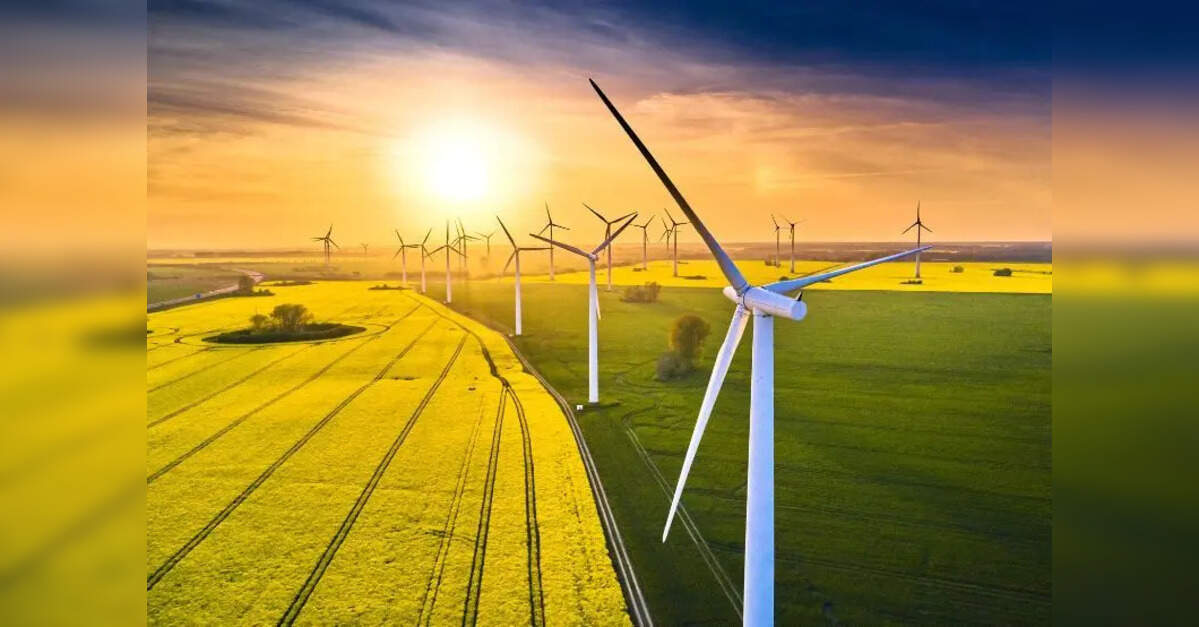 Global wind installations jump 40% to record 165 GW in 2025 : GWEC