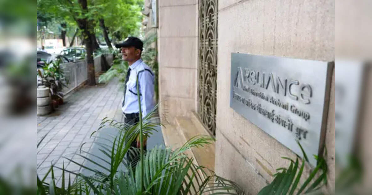 CBI arrests 2 top Reliance Communications executives in Rs 19,694 crore bank fraud case