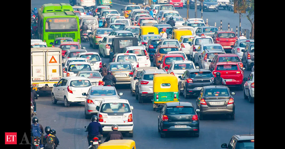 टाटा मोटर्स पीवी बनाम मारुति सुजुकी: ऑटोमेकर स्टॉक अप्रैल में अब तक 22% तक बढ़ गया है, क्या आपको खरीदना चाहिए?