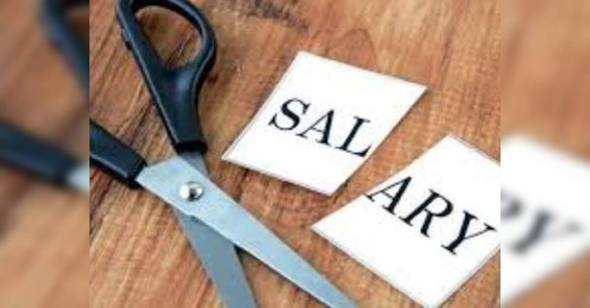 Ghana mineworkers warn local outsourcing rule will cut wages, jobs