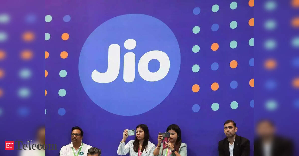 Reliance Jio eyes to be regulatory-compliant for ‘premium’ 5G services: Anshuman Thakur