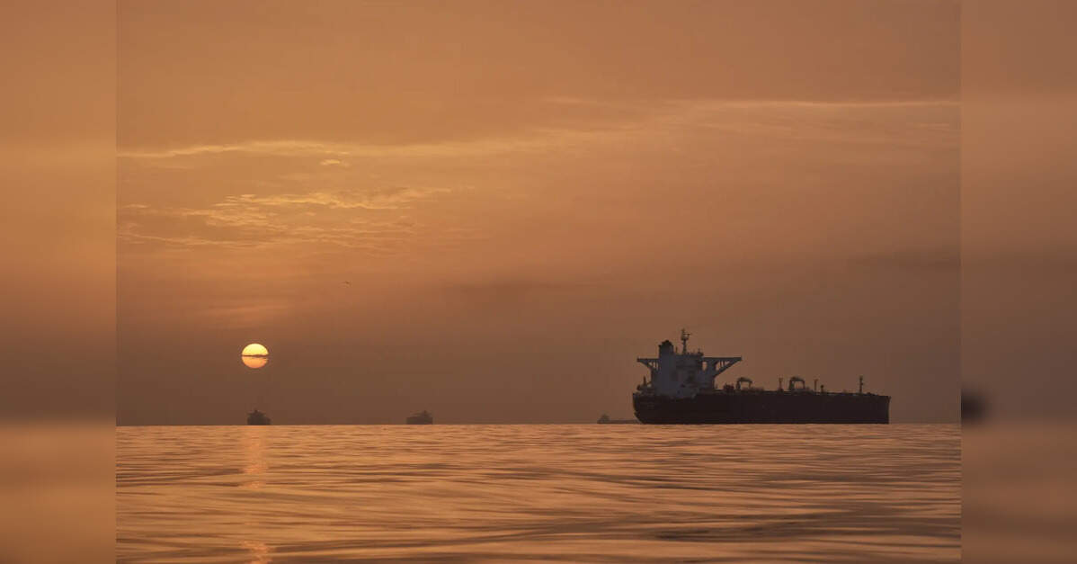 India-linked tanker laden with cooking fuel attempts Hormuz exit