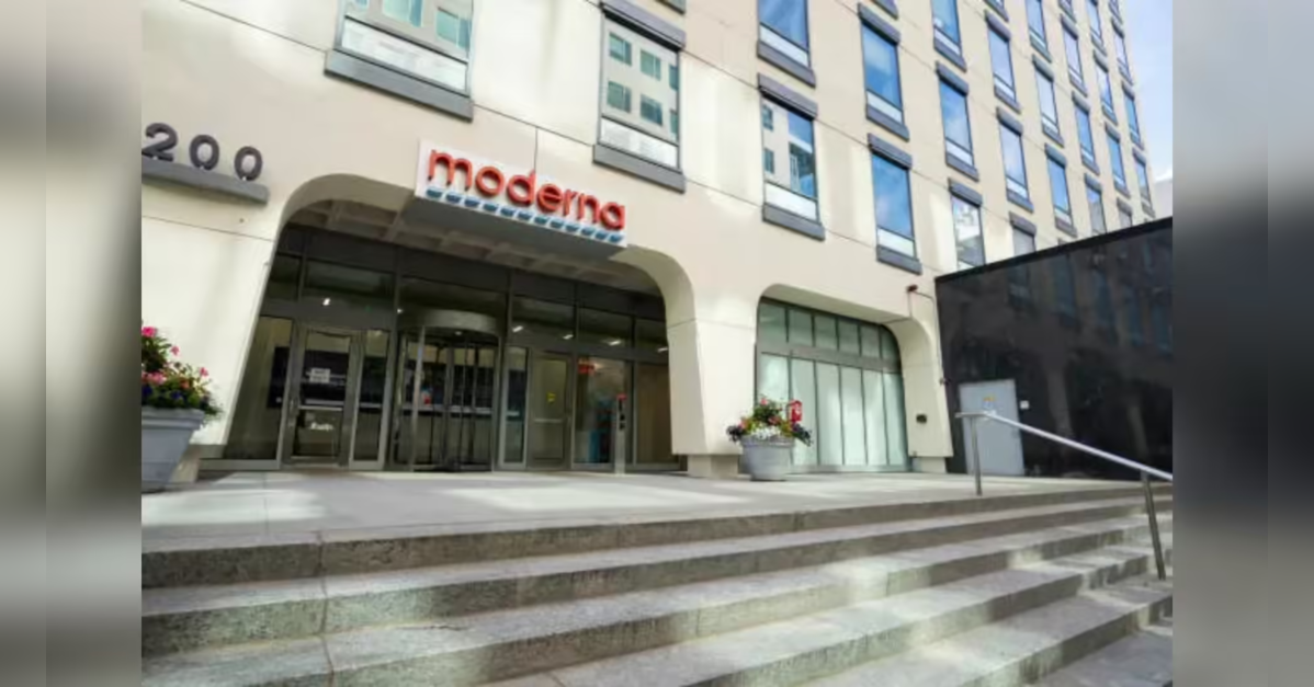 Moderna tops quarterly revenue estimates on stronger international COVID vaccine sales