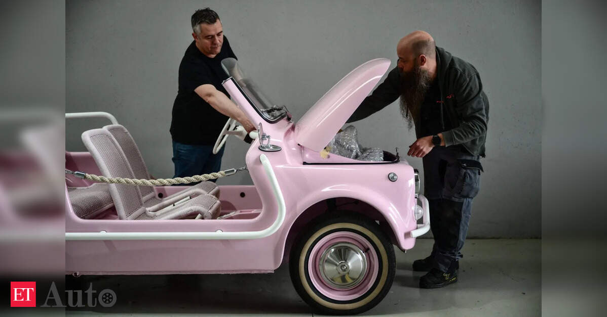 Vintage Fiat 500s get electric makeover